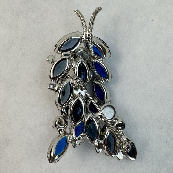 VTG Juliana Silver-Tone Leaf Brooch Blue Green Glass Rhinestone Open Back Pin - Picture 5 of 11